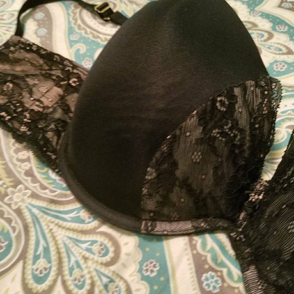 Cacique black bra with lace 38F